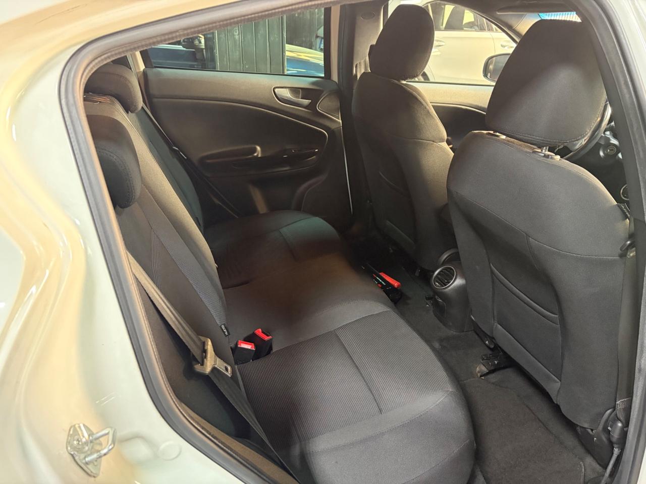 Alfa Romeo Giulietta 1.6 JTDm-2 105 CV Progression