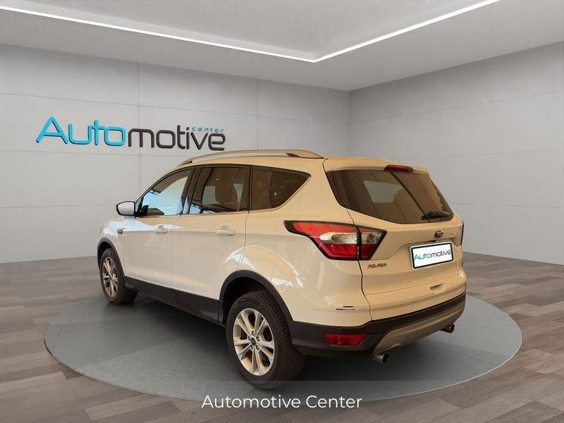 Ford Kuga 1.5 TDCi 120CV S&S 2WD Titanium