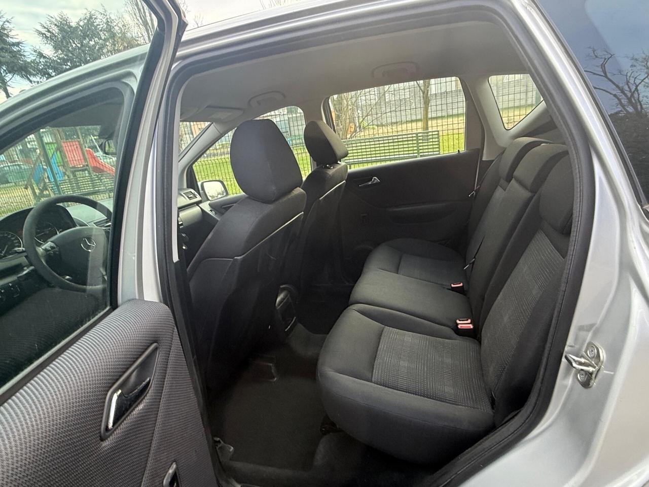 Mercedes-A 160 CDI - 2011. AUTOMATICO PERFETTAAAA