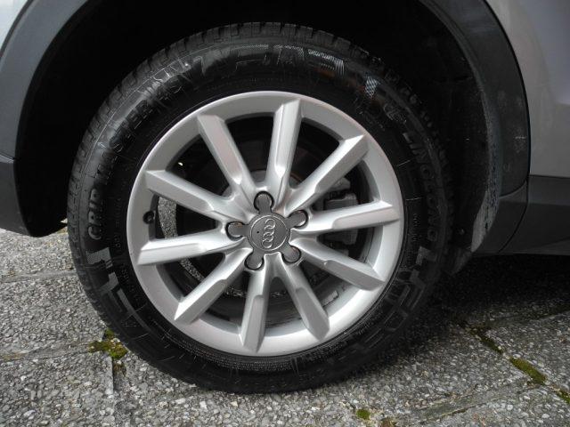 AUDI Q3 2.0 TDI 120cv 6M - NAVI -Ok NEOPATEN.- DA VETRINA