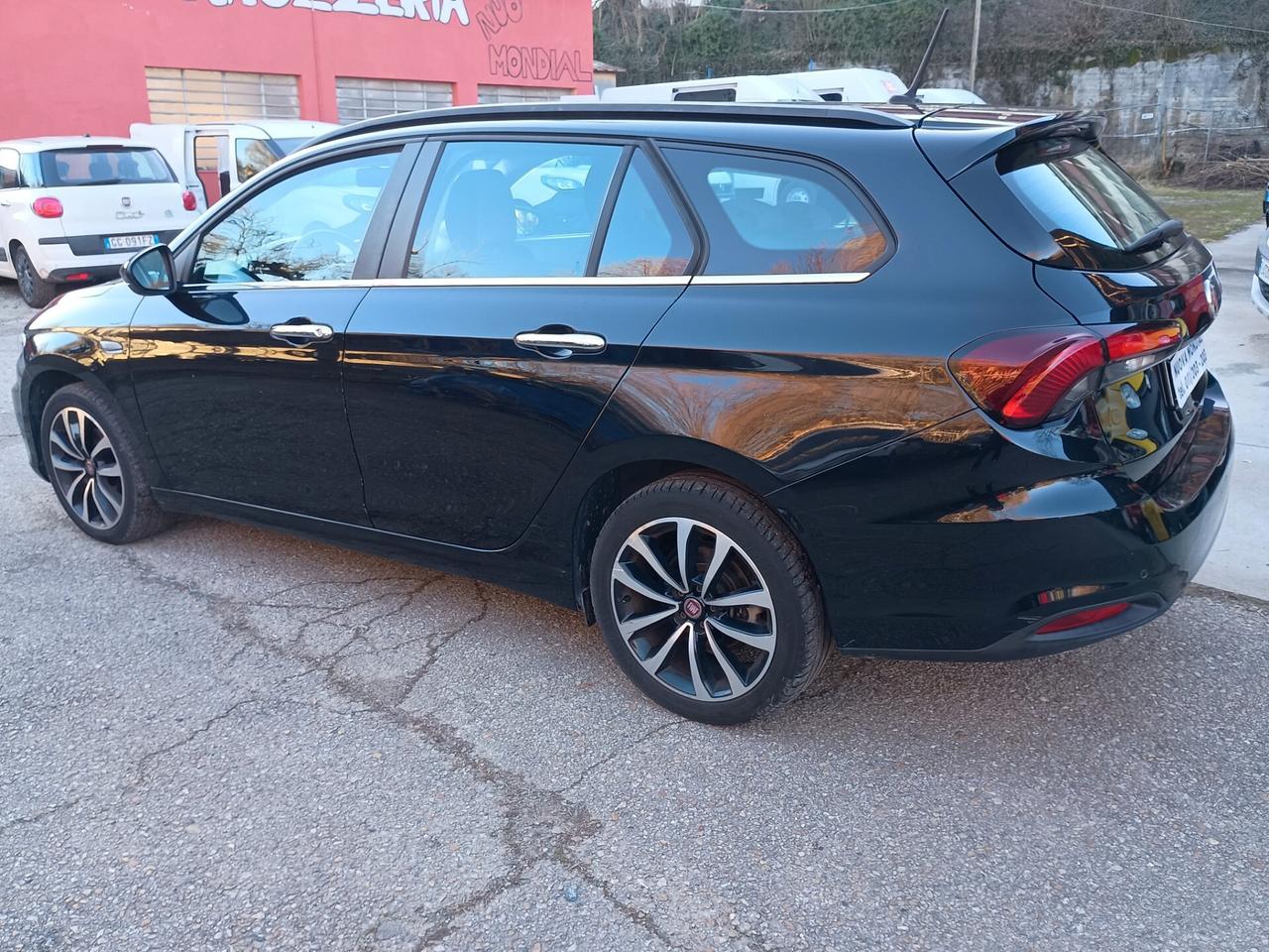 Fiat Tipo 1.6 Mjt S&S SW Lounge