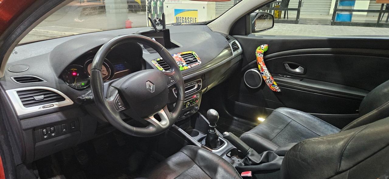 Renault Megane Mégane Coupé 1.5 dCi 110CV Luxe