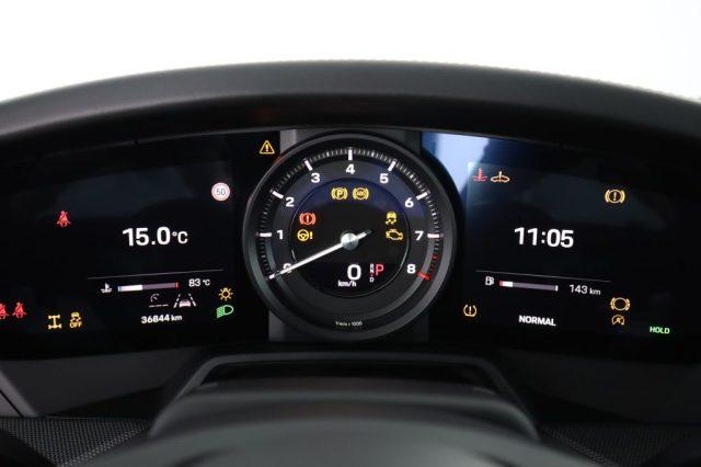 PORSCHE 911 911 Carrera 4