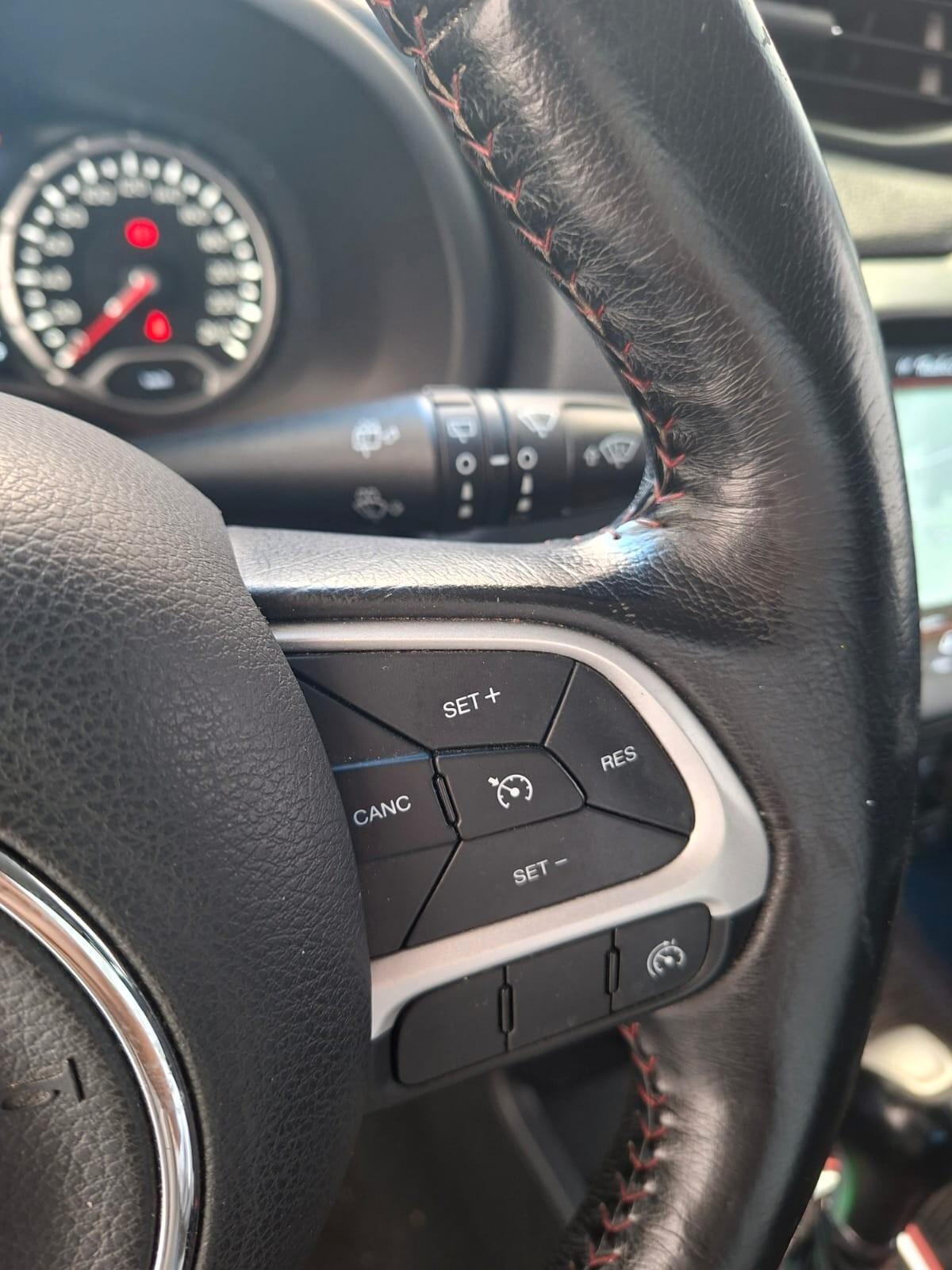 Jeep Renegade 2.0 Mjt 170CV 4WD Active Drive Low Trailhawk