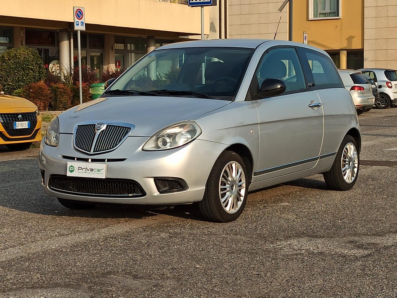 Lancia Ypsilon 1.2 69 CV Diva