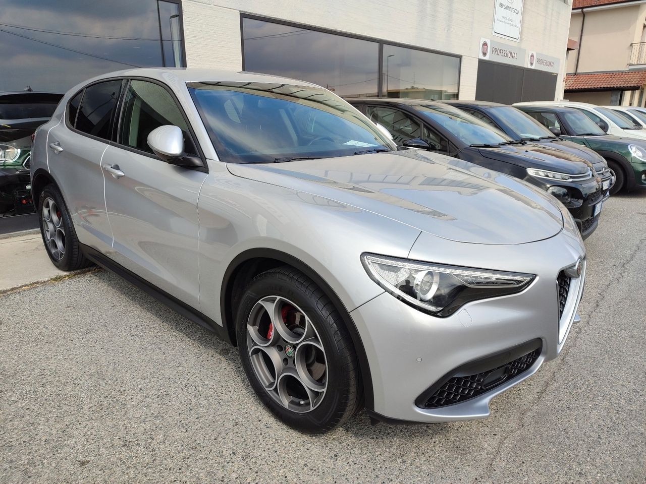 Alfa Romeo Stelvio 2.2 Turbodiesel 160 CV AT8 RWD Rosso Edizione