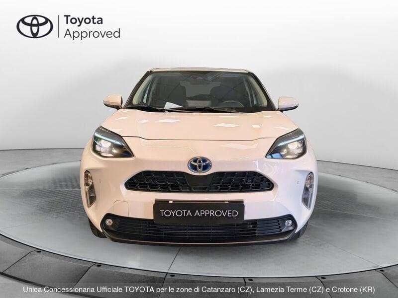 Toyota Yaris Cross 1.5 Hybrid 5p. E-CVT AWD-i Business
