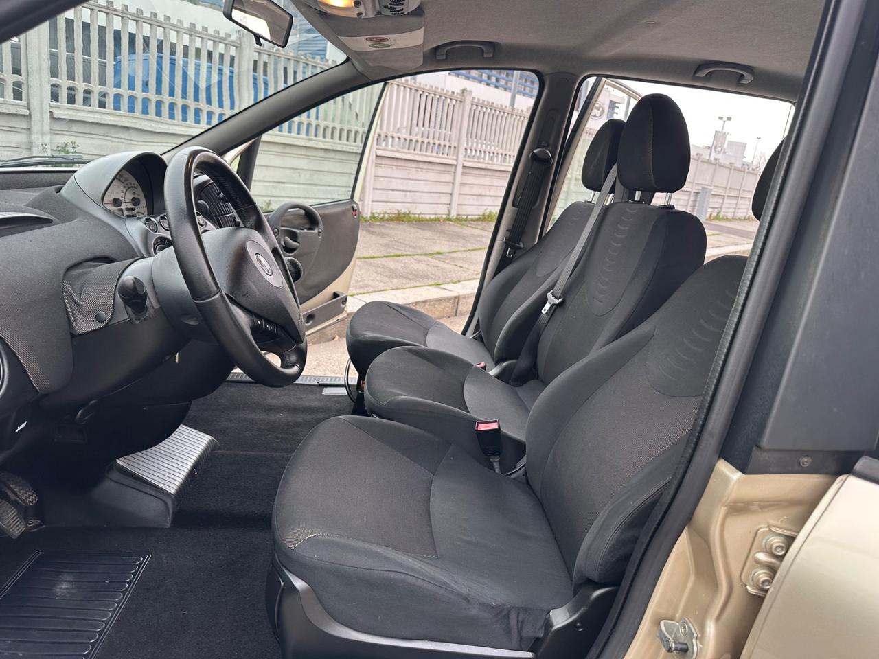 Fiat Multipla 1.6 16V Natural Power 6 posti