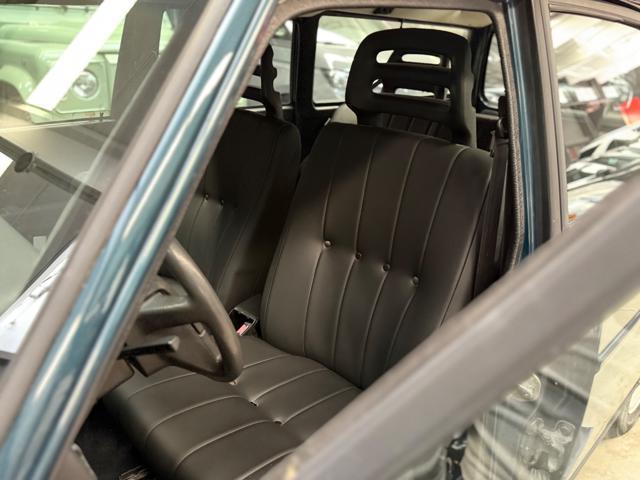 VOLVO 240 2.0 cat Station Wagon Polar