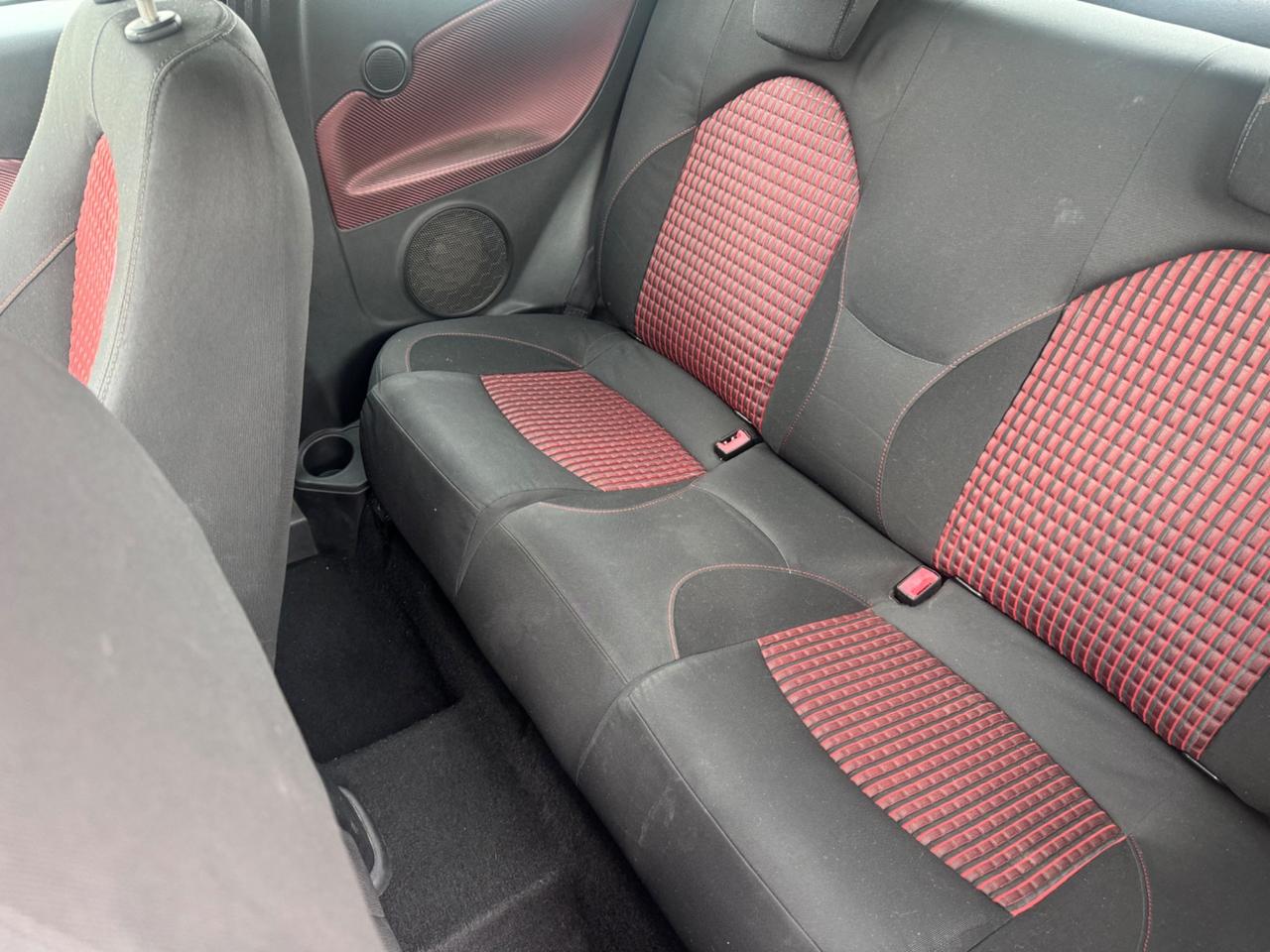 Alfa Romeo MiTo 1.6 JTDm-2 S&S Distinctive Sport Pack