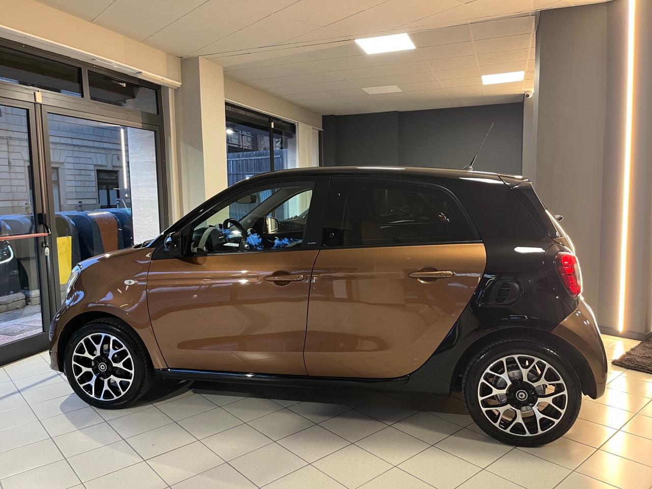 Smart ForFour 90 0.9 Turbo All. Brabus
