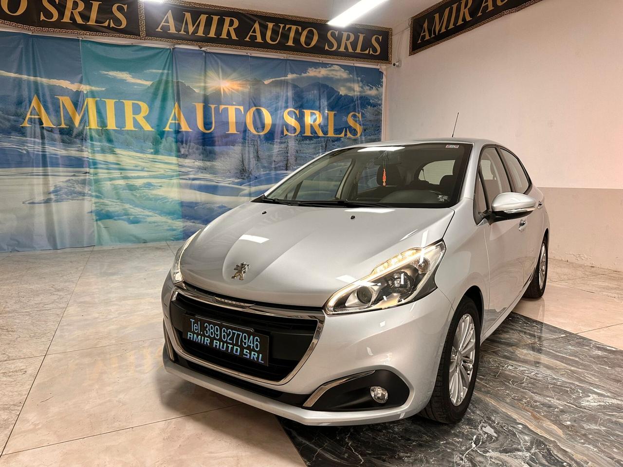 Peugeot 208 PureTech 82 5 porte Allure