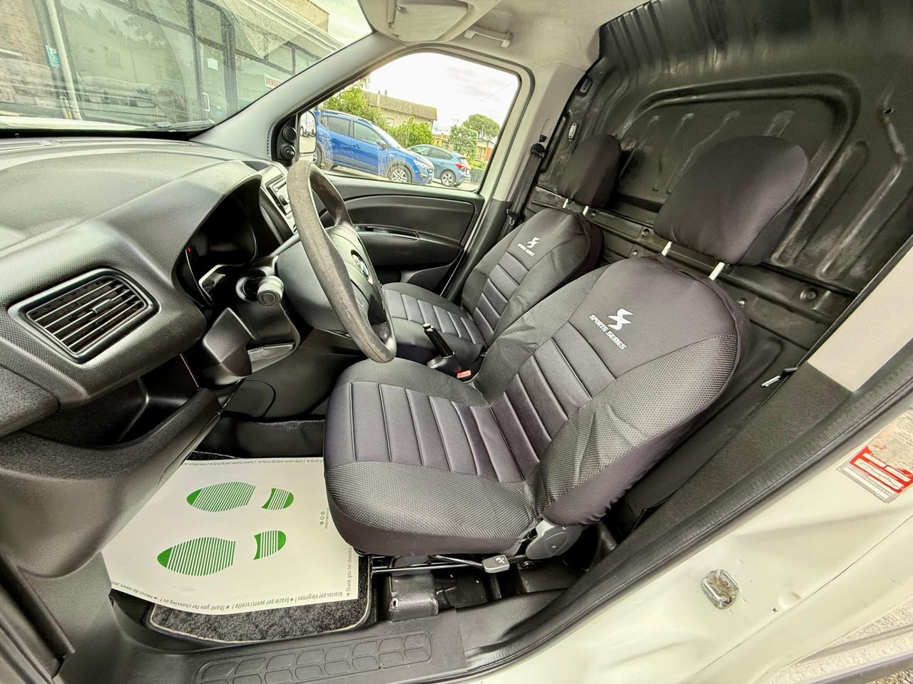 Opel Combo 1.4 Turbo EcoM Van Ok NEOPATENTATI