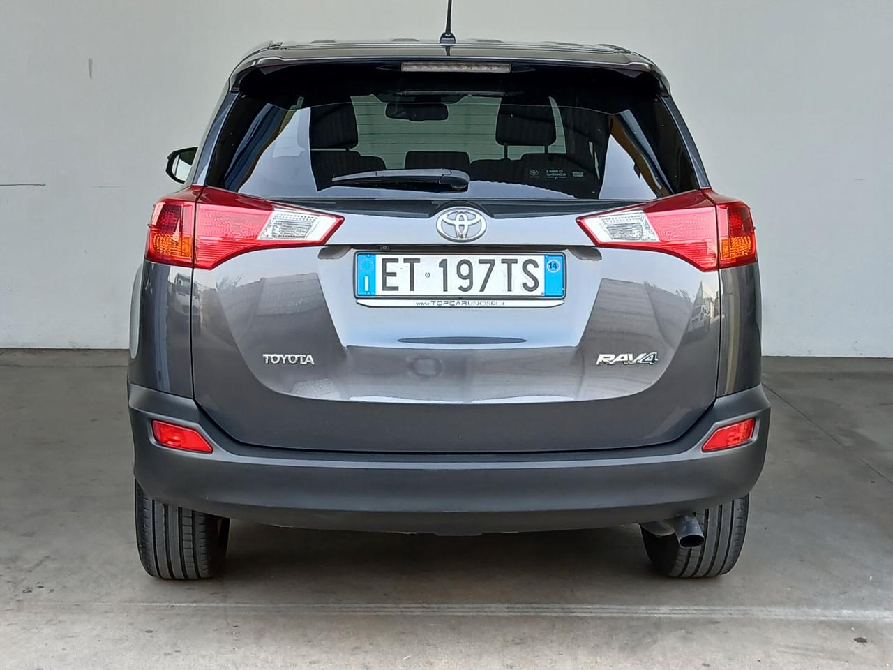 Toyota RAV 4 Style auto pari al nuovo