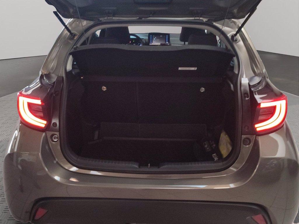 TOYOTA Yaris 1.5h trend del 2020