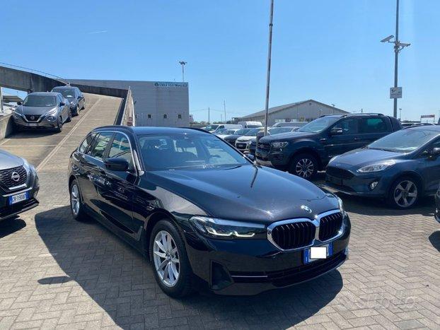 BMW 520 d 48V xDrive Touring Business