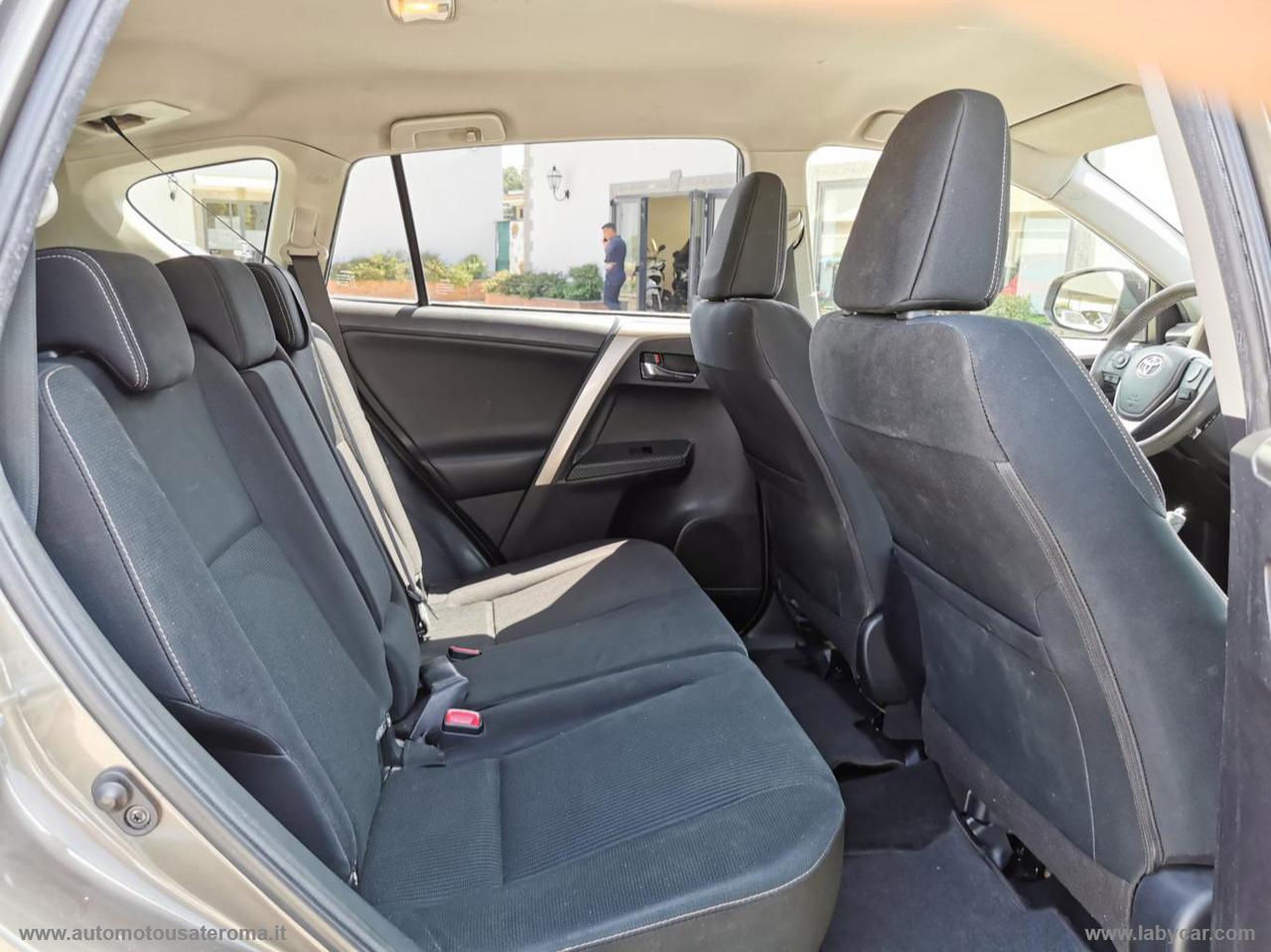 TOYOTA RAV4 2.0 D-4D 2WD STYLE OFFERTA PROMO WEB