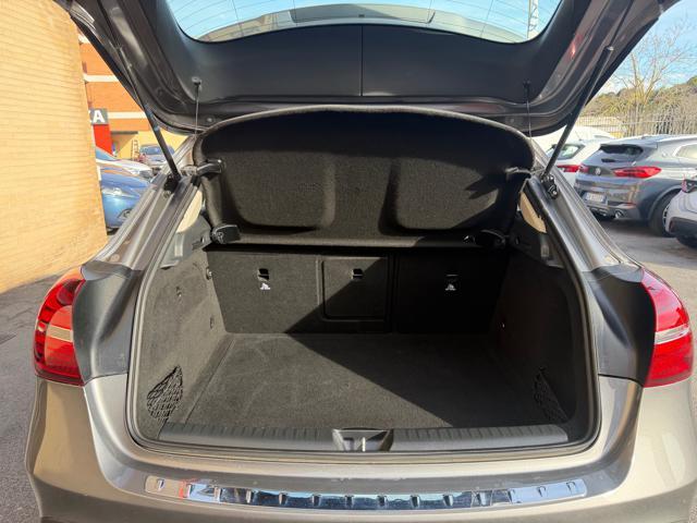 MERCEDES-BENZ GLA 180 d Automatic Sport