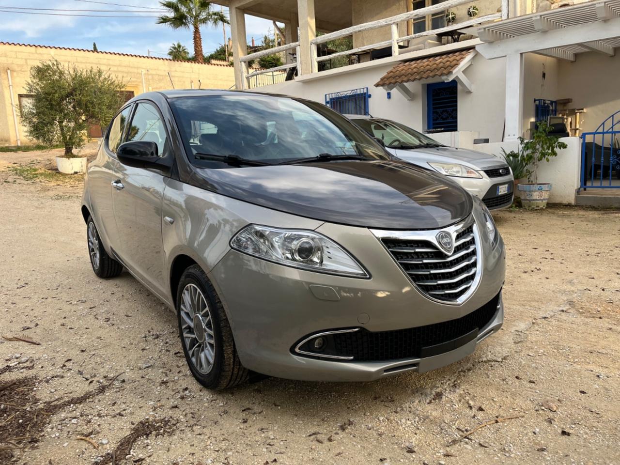 Lancia Ypsilon 1.3 MJT Platinum super accessoriata 2011