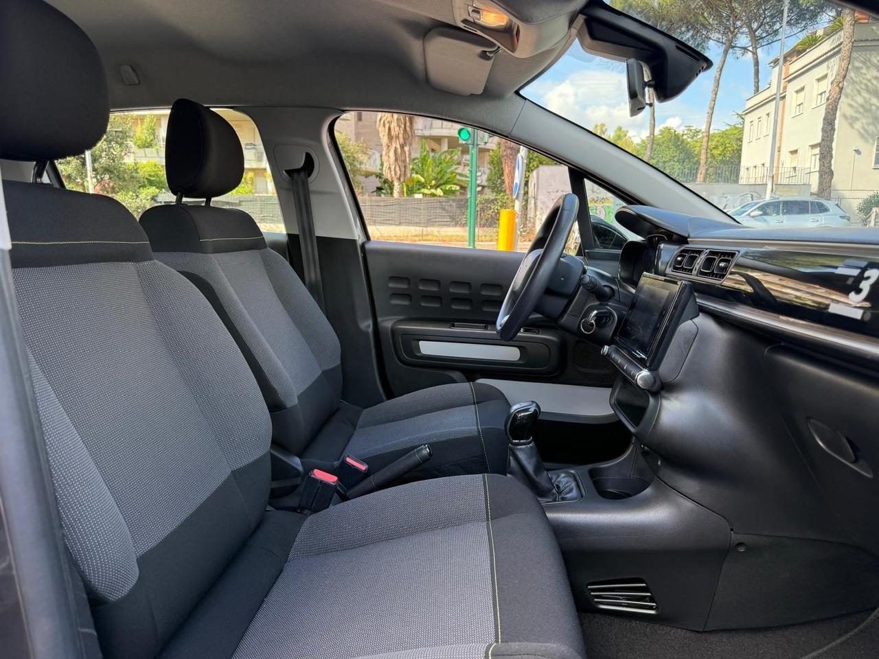 Citroen C3 83cv Benzina 5 porte Shine Navi bicolor pdc