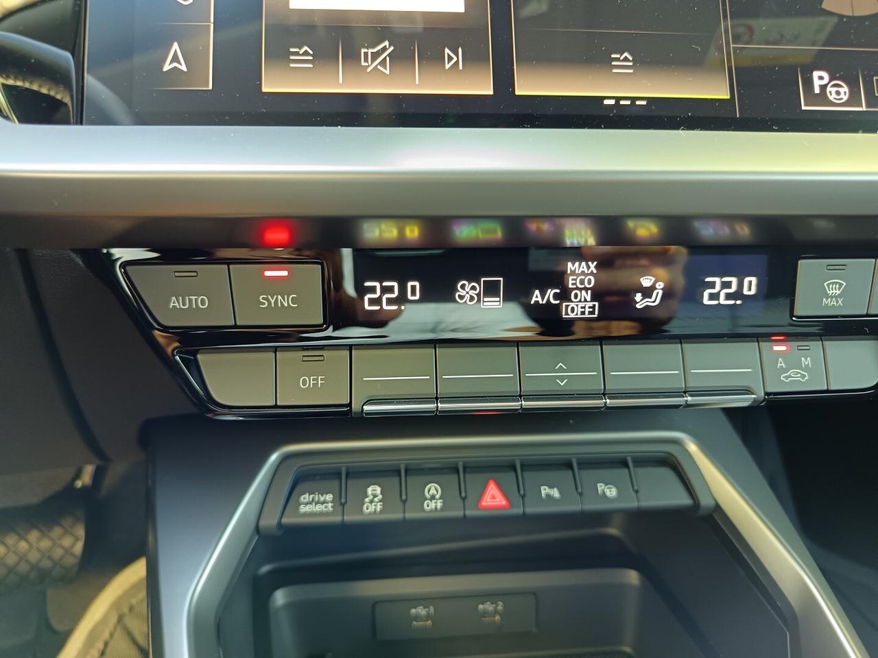 AUDI A3 SPB 30 g-tron S tronic S line ed. ProMMo