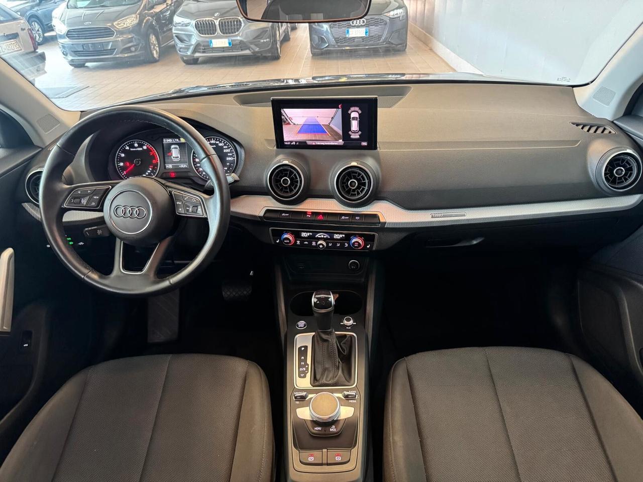 Audi Q2 35 TFSI S tronic Business