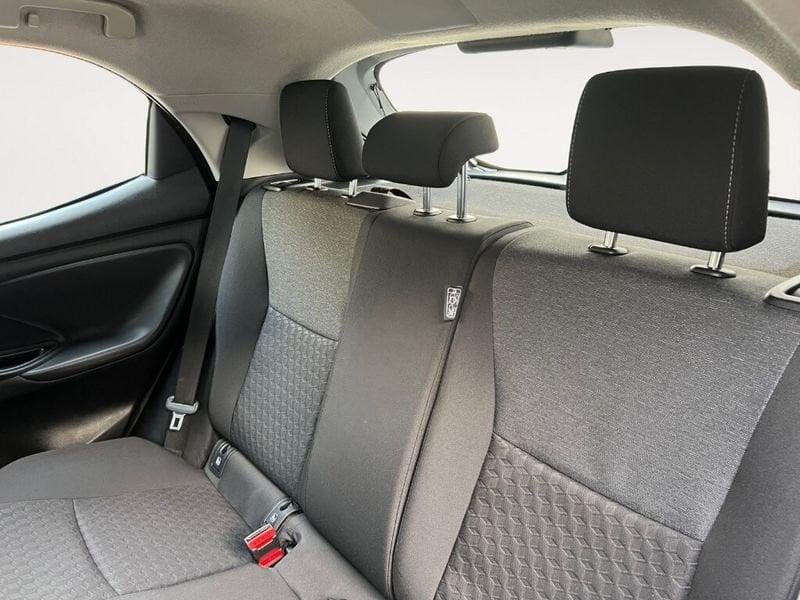 Toyota Yaris 4ª serie 1.5 Hybrid 5 porte Active