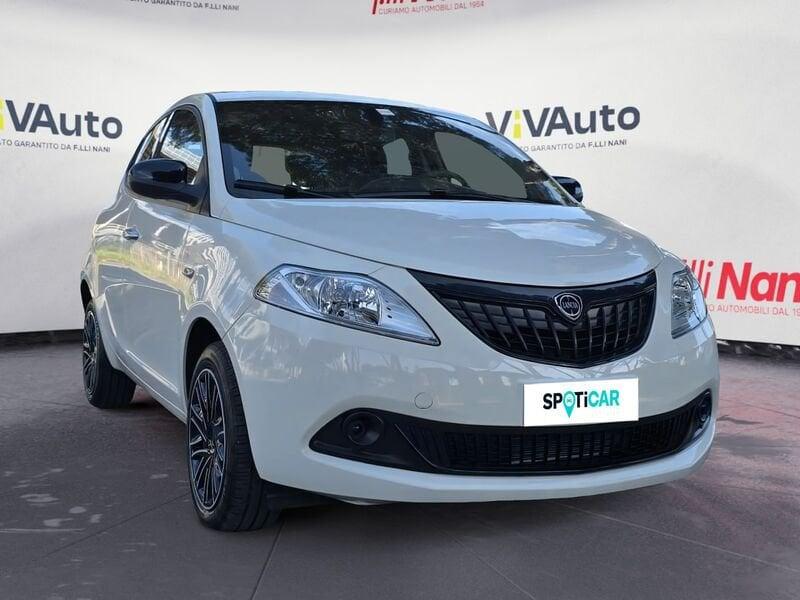 Lancia Ypsilon 1.0 FireFly 70cv Hybrid Silver Plus