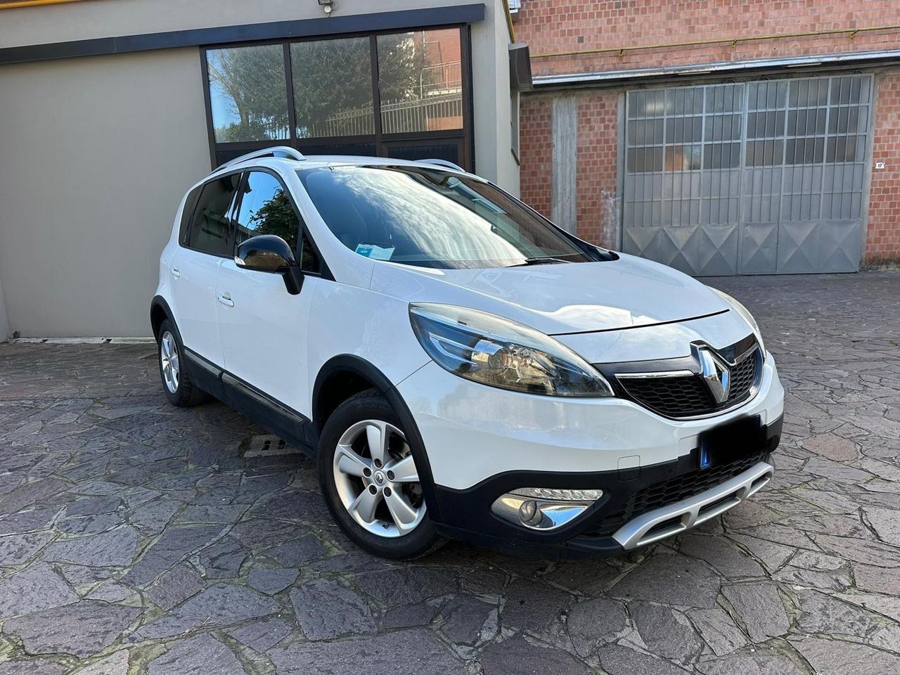 Renault Scenic Scénic XMod Cross 1.5 dCi 110CV Start&Stop Energy