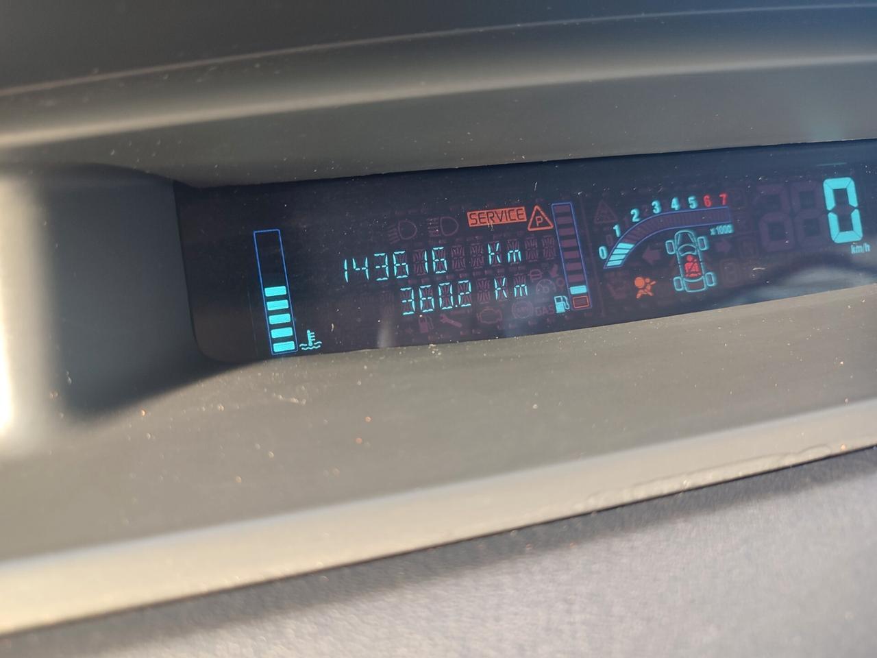 RENAULT SCENIC 1.6BENZINA POCHI KM LEGGERE