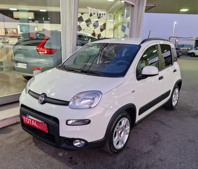 FIAT Panda 1.0 FireFly S&S Hybrid IVA ESPOSTA, NEO PATENTATI