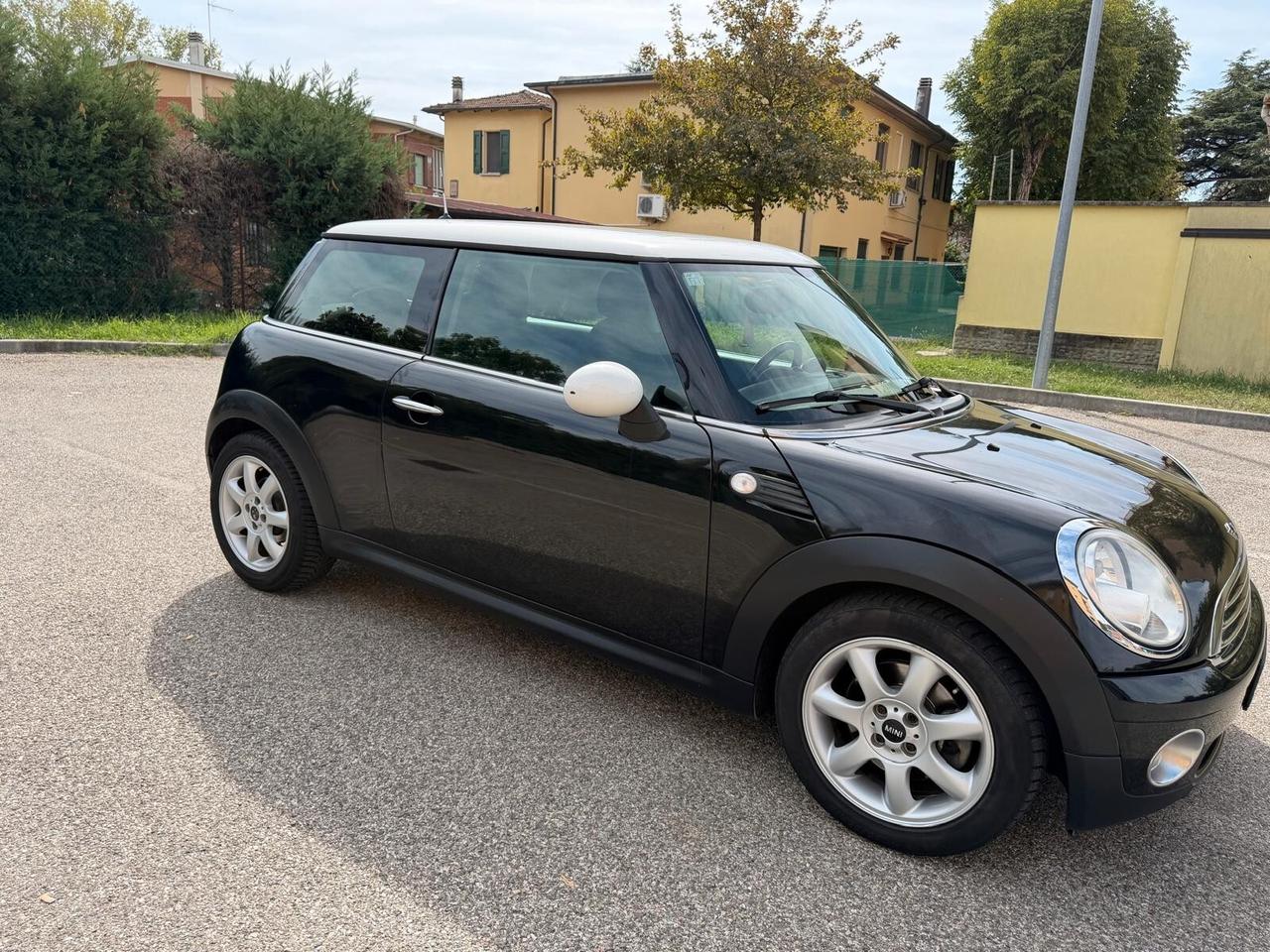 MINI Cooper 1.6 - 12 MESI DI GARANZIA -