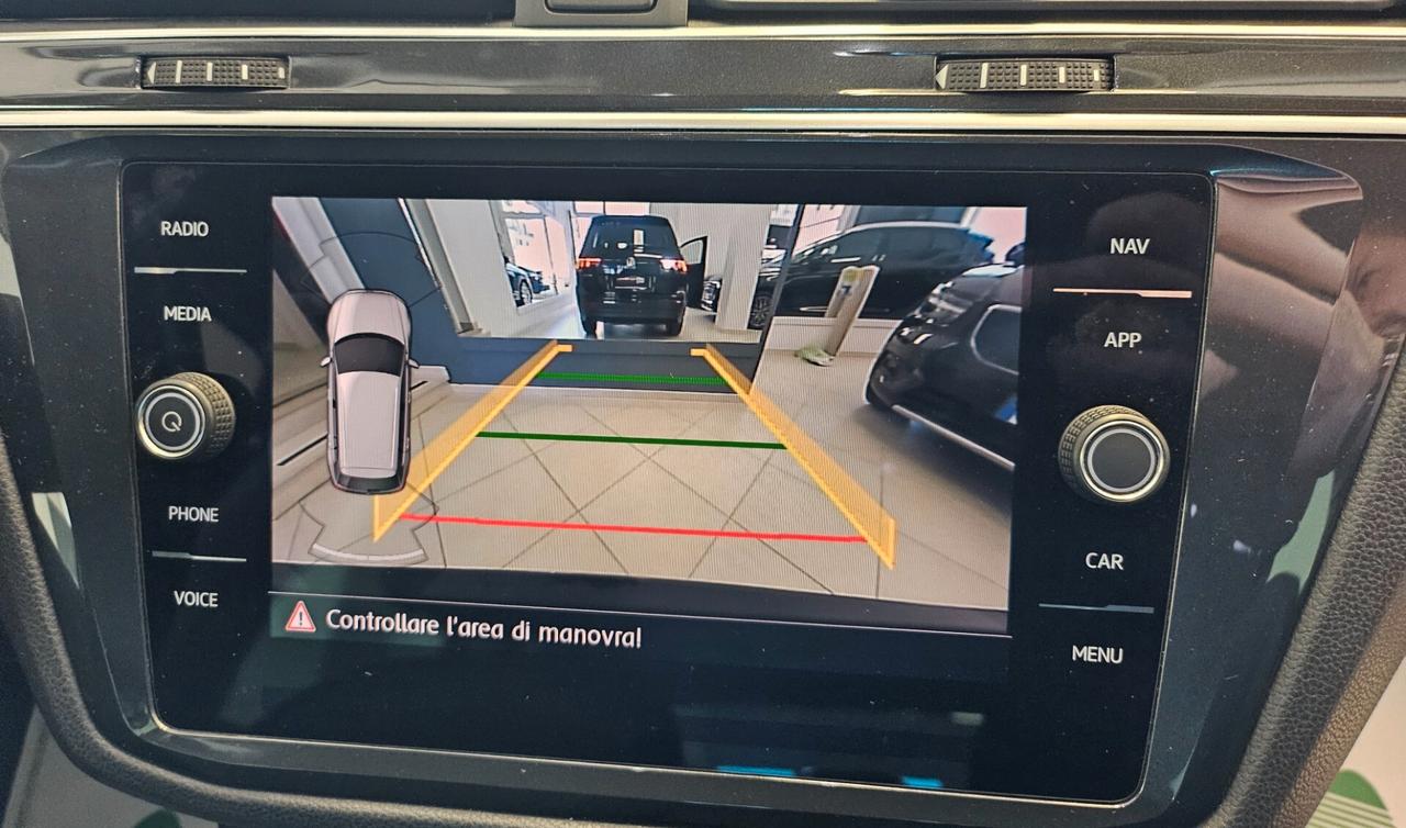 Volkswagen Tiguan 1.6 TDI SCR Business BlueMotion Technology ADVANCED