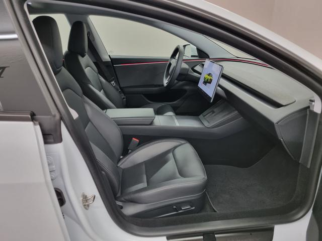 TESLA Model 3 NV35 RWD Premium