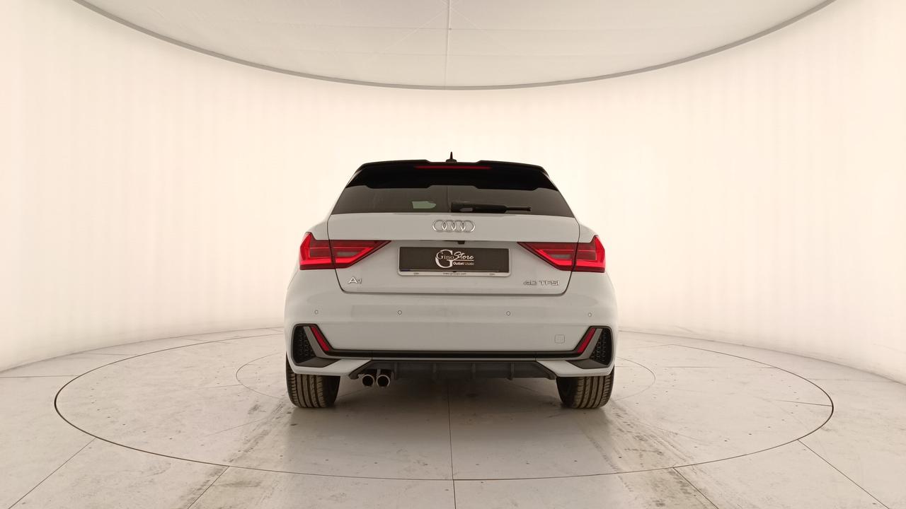 AUDI A1 Sportback 40 2.0 tfsi 200cv S Line Edition s-tronic