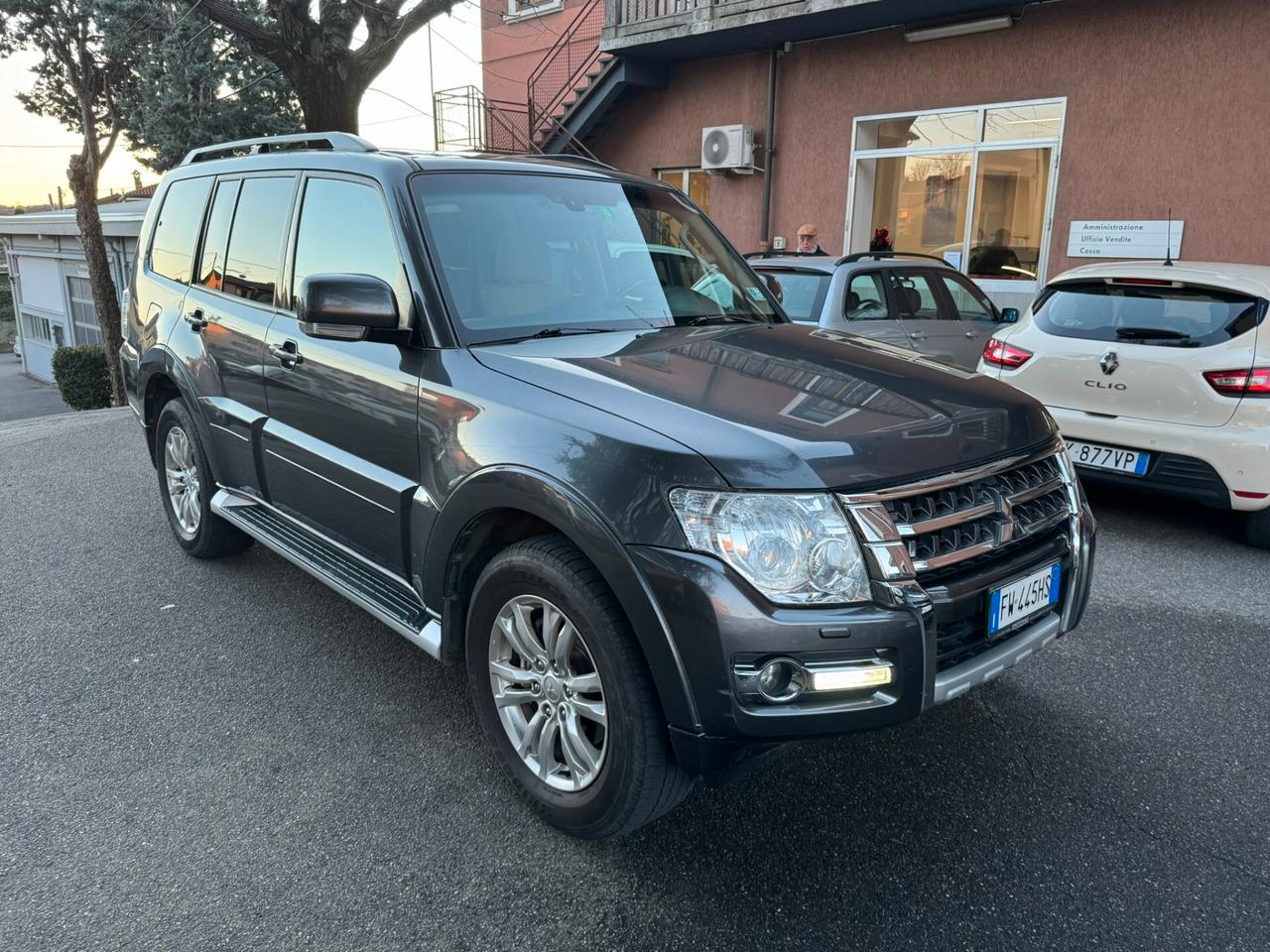 Mitsubishi Pajero 3.2 DI-D 16V aut. 5p. One/Hundred DPF