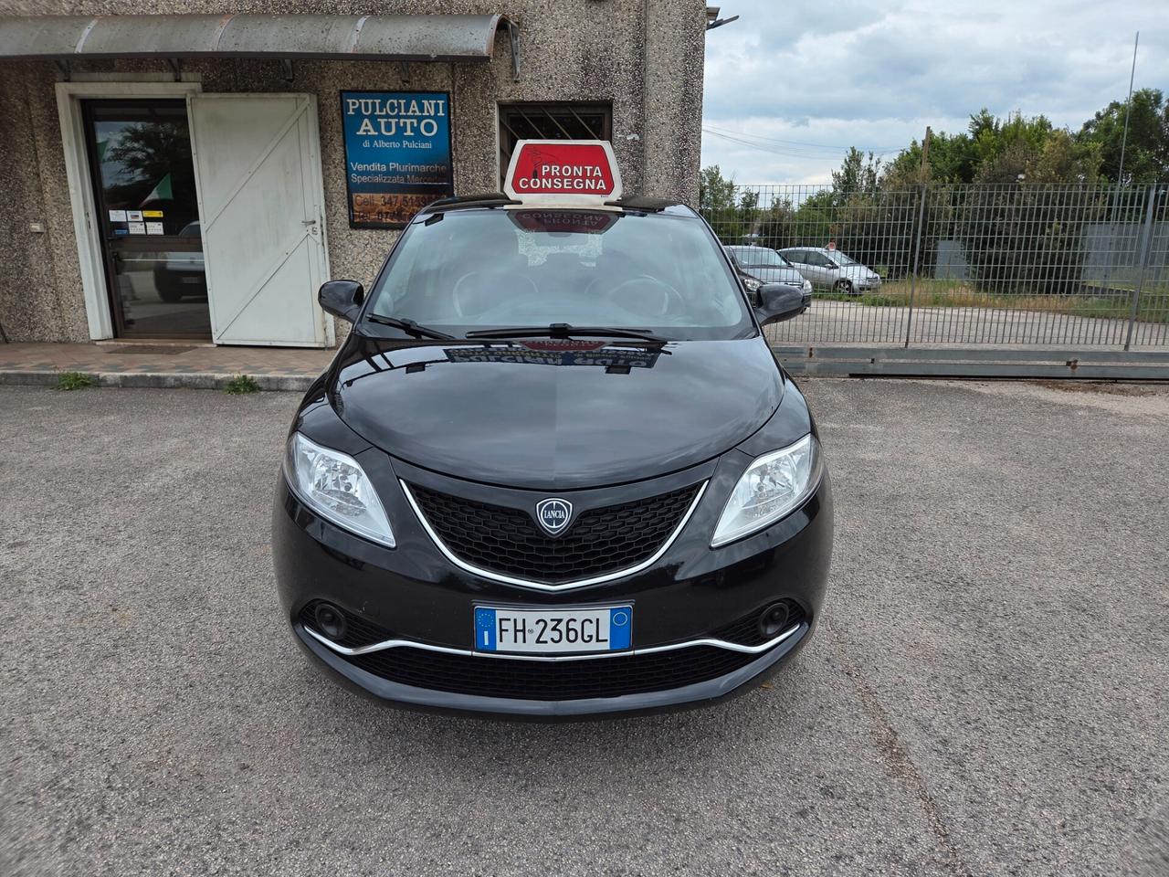 Lancia Ypsilon 1.2 69 CV 5 porte Gold