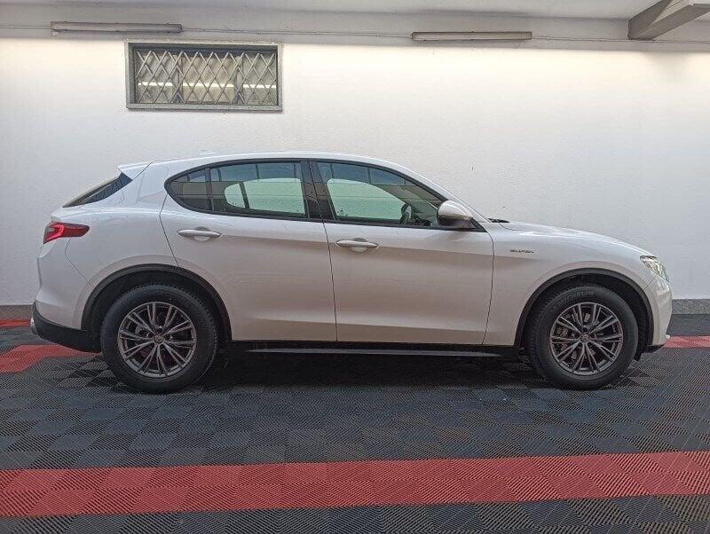 Alfa Romeo Stelvio Stelvio 2.2 Turbodiesel 160 CV AT8 RWD Super