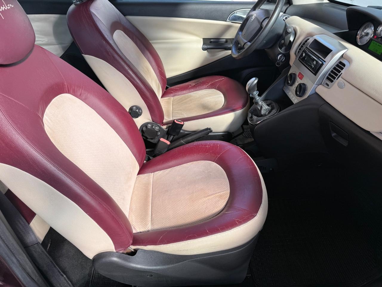 Lancia Ypsilon 1.2 Benzina 60Cv Platino - 2009