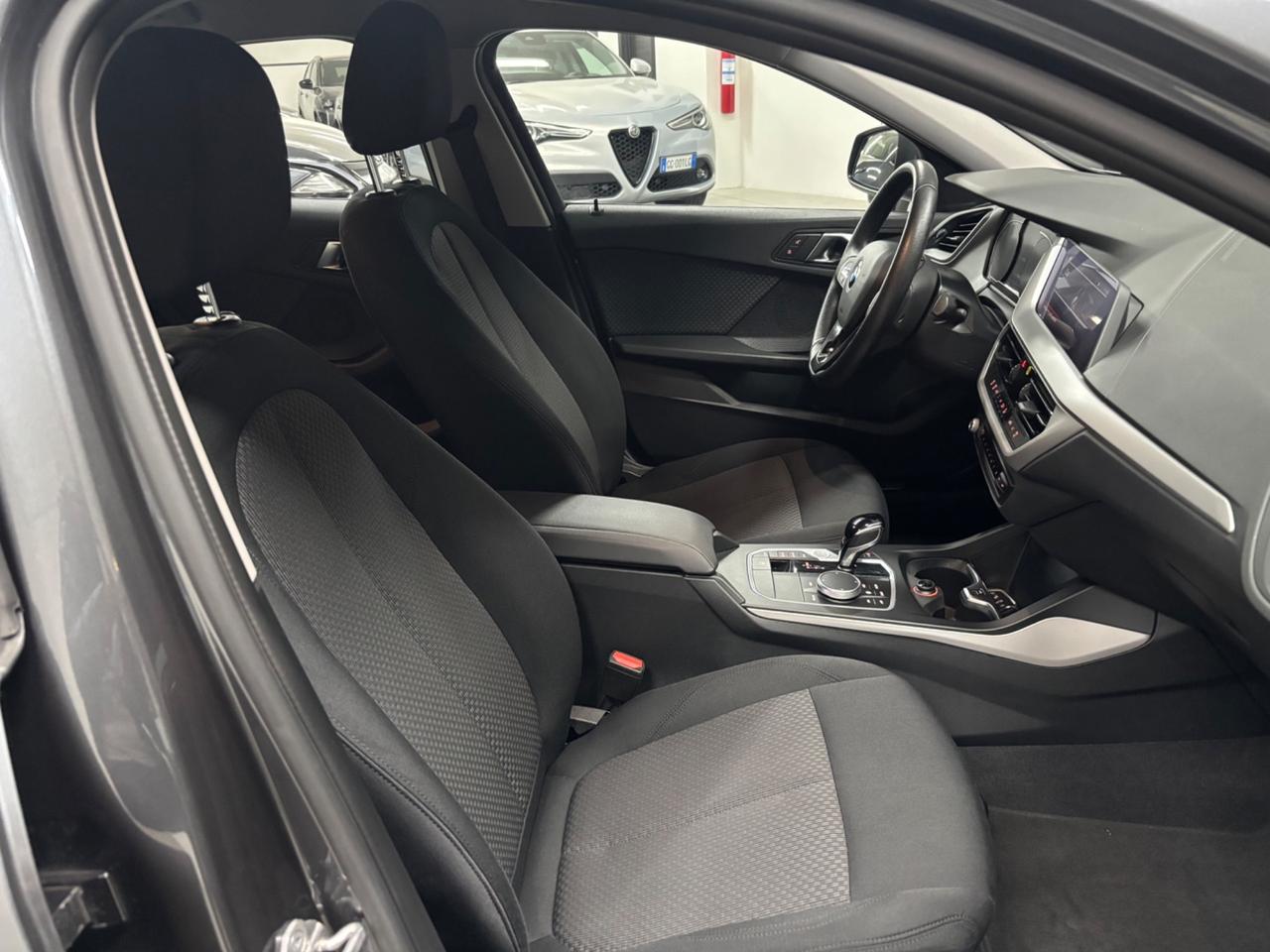 Bmw 116 116d 5p. Business Advantage Automatica