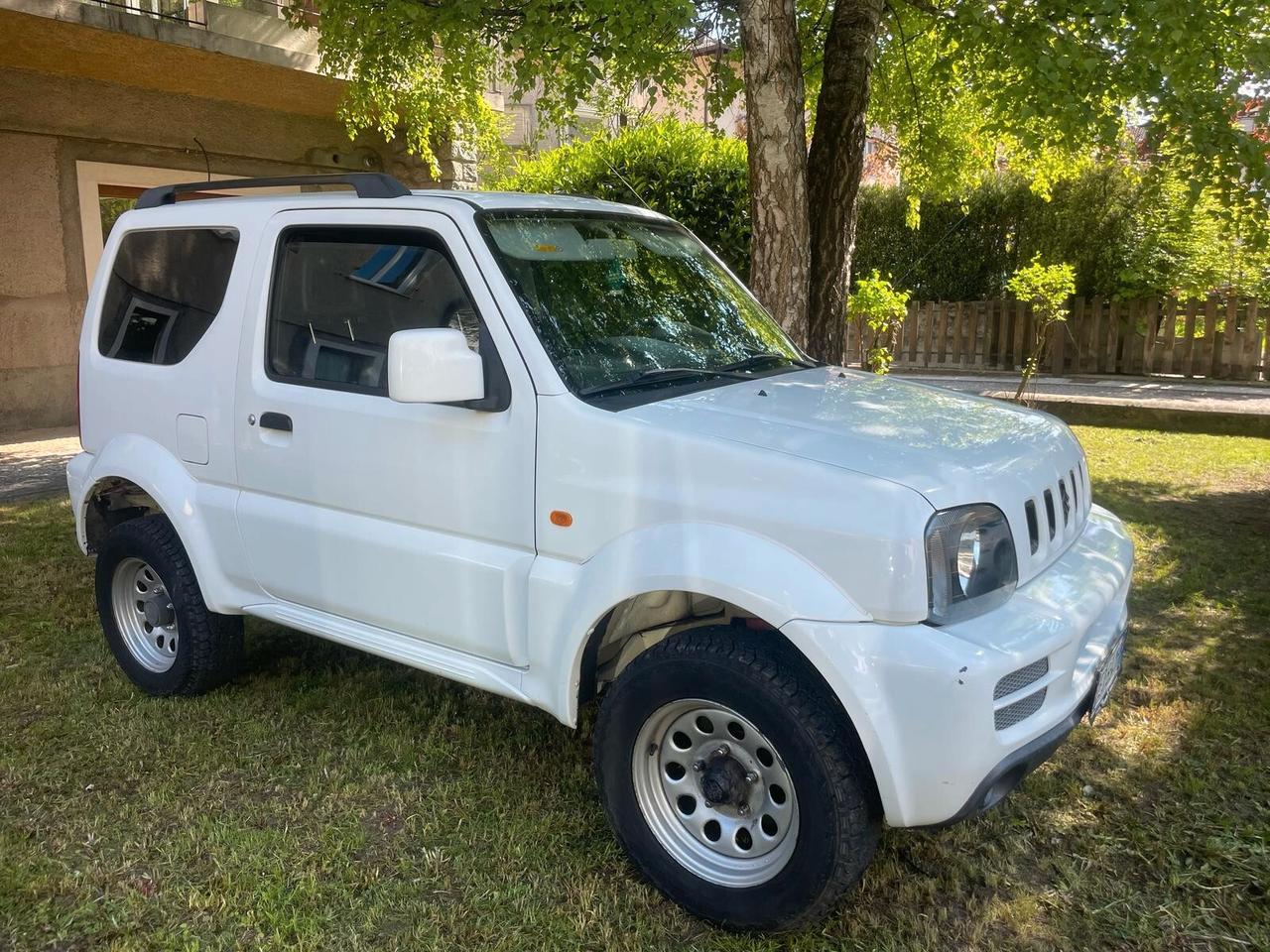 SUZUKI JIMNY 4WD 1.3 - GANCIO TRAINO - NEOPATENTATI