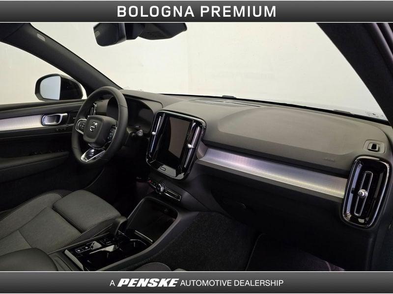 Volvo XC40 XC40 B3 automatico Plus Dark