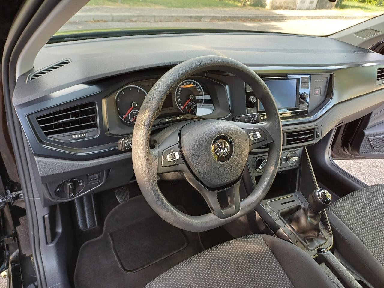 Volkswagen Polo 1.0 MPI 65 cv 5 porte Trendline BMT