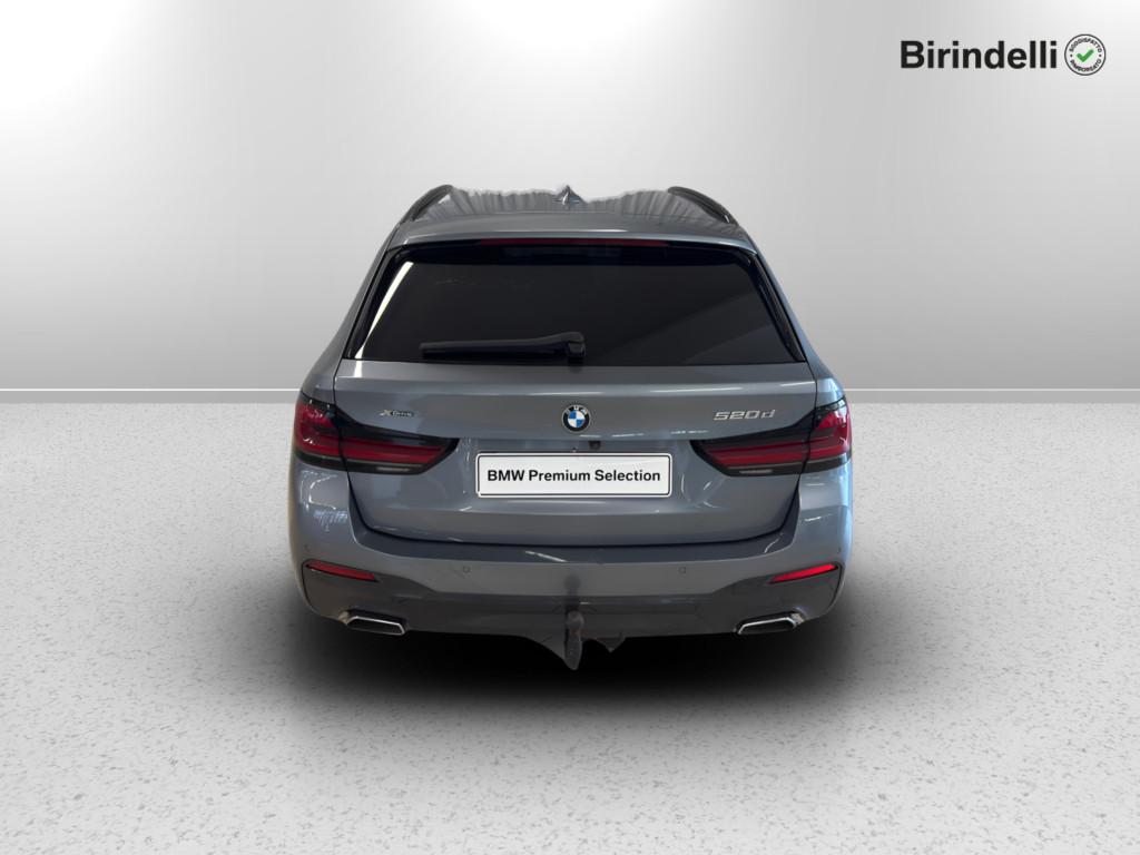 BMW Serie 5(G30/31/F90) - 520d 48V xDrive Touring Msport