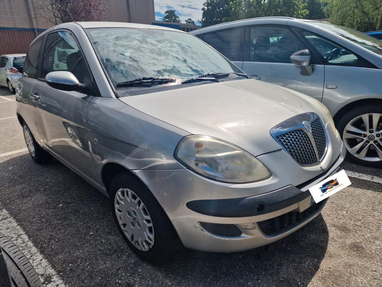 Lancia Ypsilon 1.3 Multijet ADATTA NEOPATENTATI