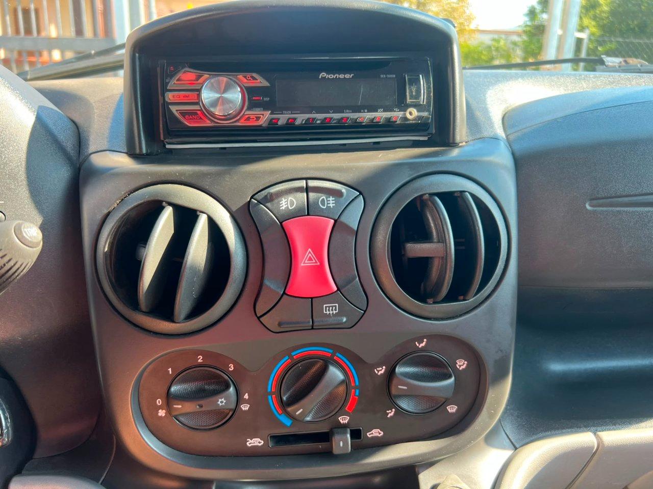 Fiat Doblo 1.3 mjt 16v Dynamic fap LEGGI