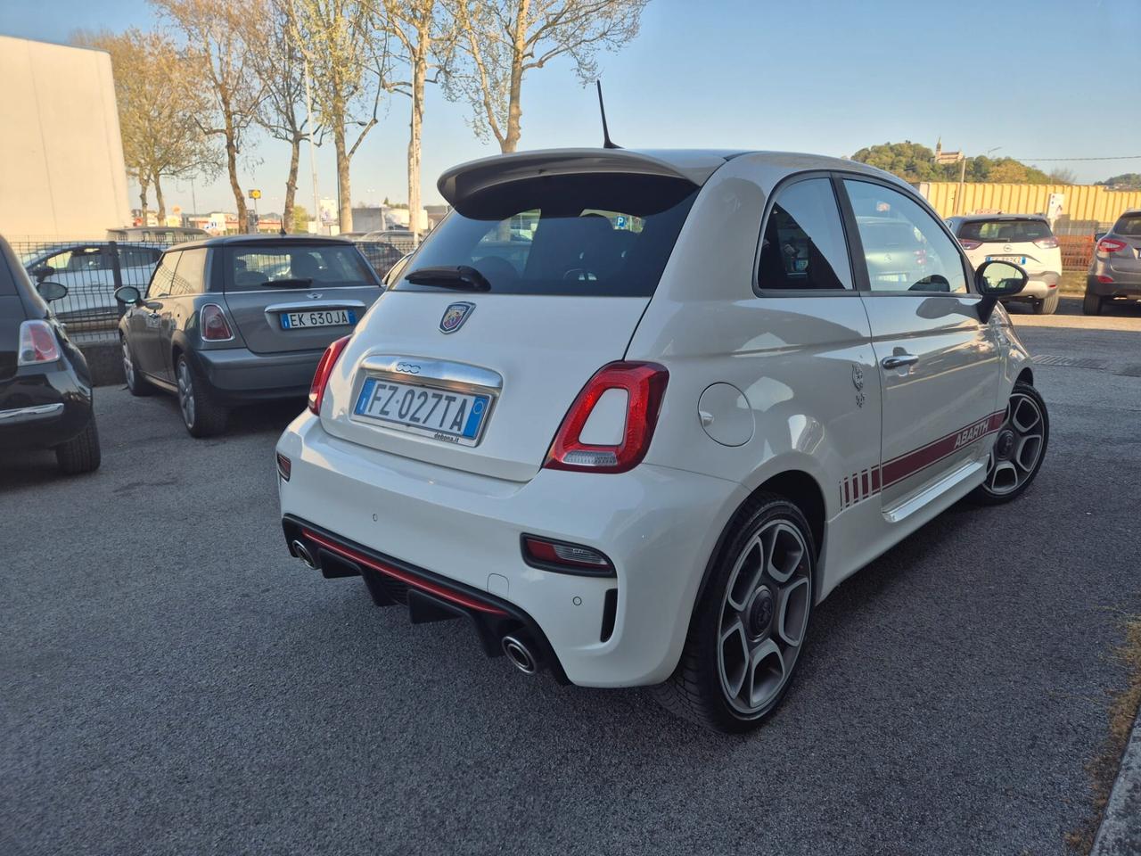 Abarth 595 1.4 T-Jet 145CV Vers. 70th Anniversario