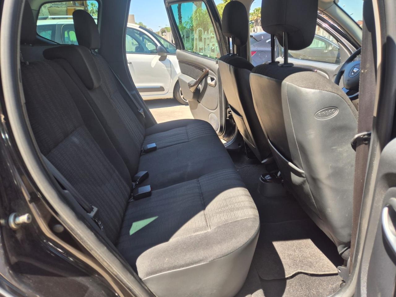 Dacia Duster 1.5 dCi 110CV 4x2 Lauréate