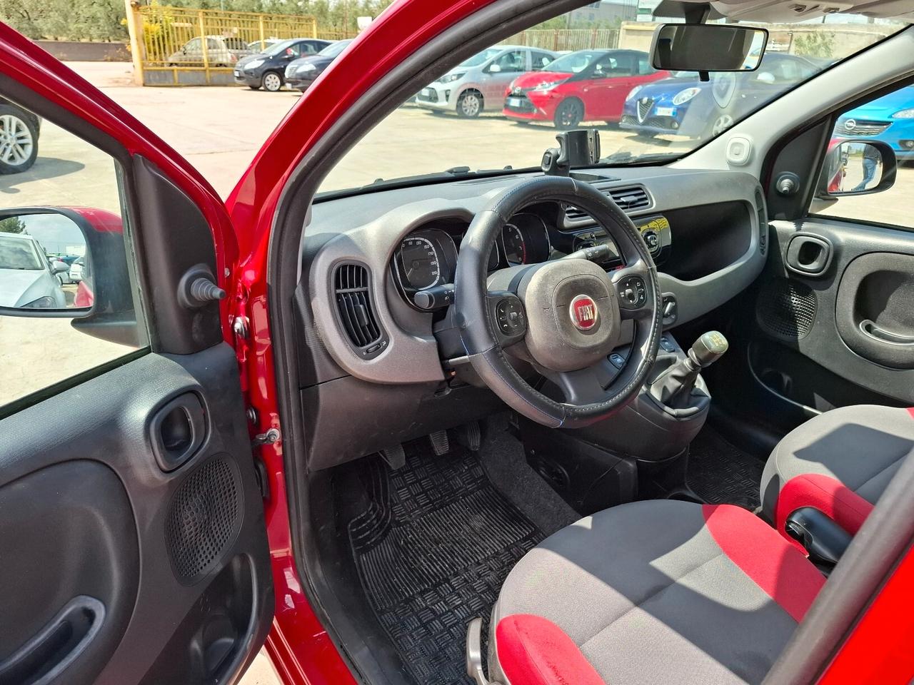 Fiat Panda 1.2 BENZINA LOUNGE - 2012