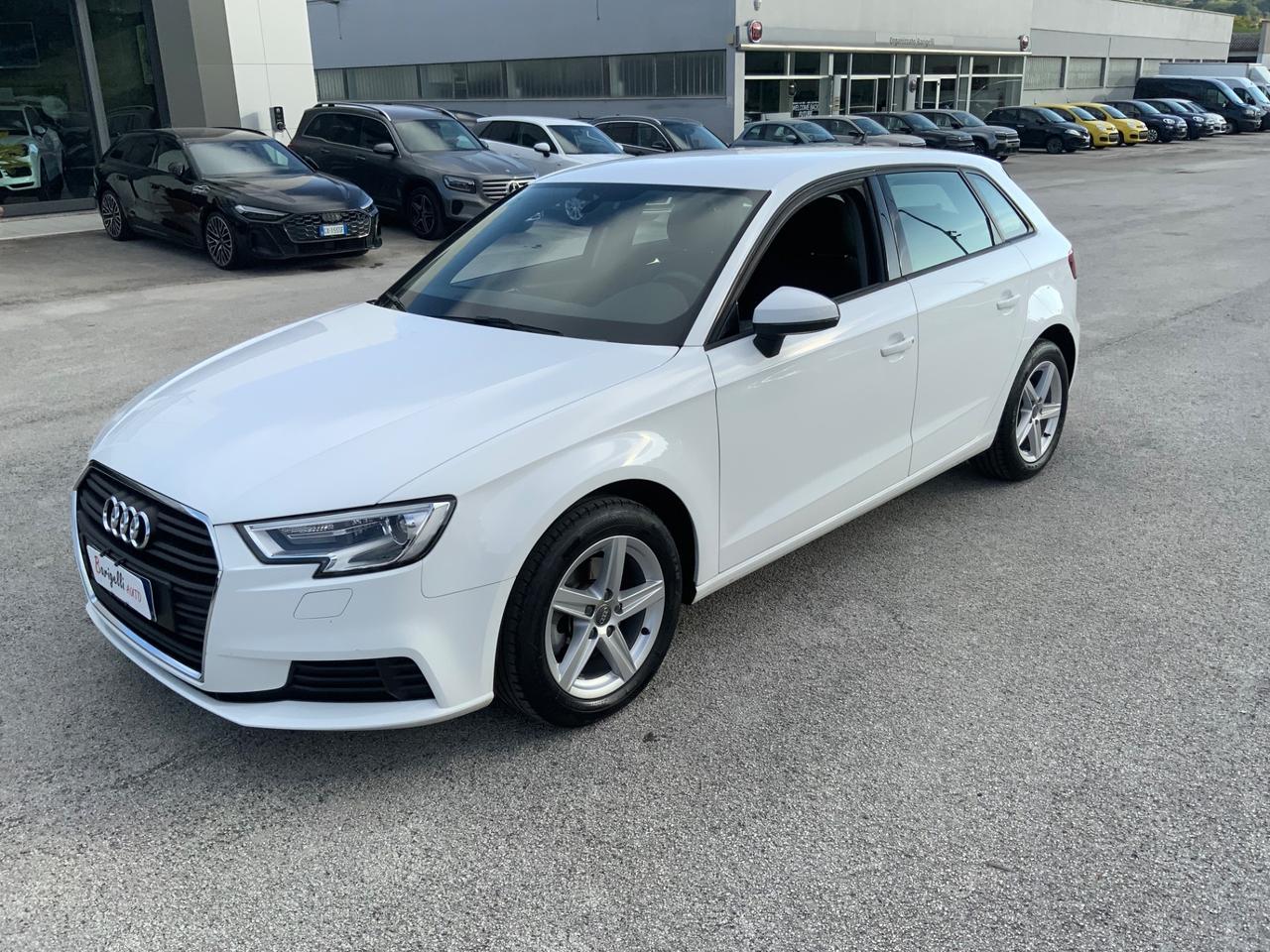 Audi A3 SPB 1.6 TDI 116 CV Design